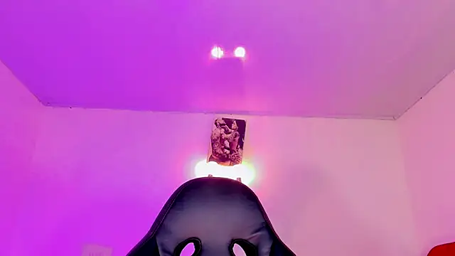 naomy  xx online show from 11/12/25, 03:10