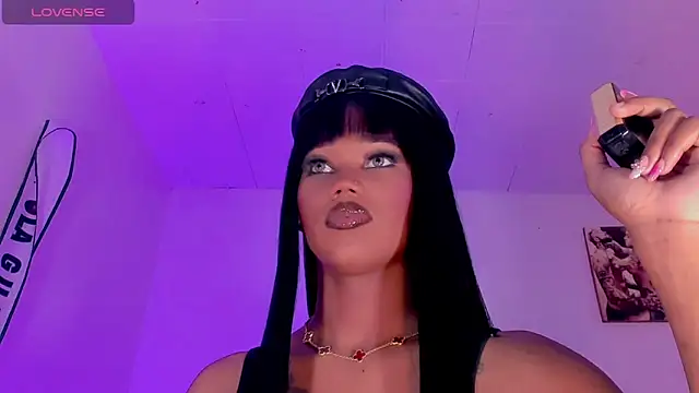 naomy  xx online show from 10/26/25, 02:01