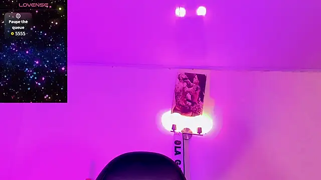 naomy  xx online show from 12/05/25, 03:16