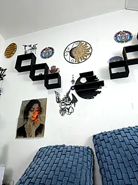 jamilaross online show from 12/02/25, 09:49