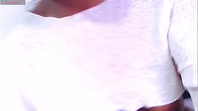 ItsVenuss online show from 04/17/26, 06:00