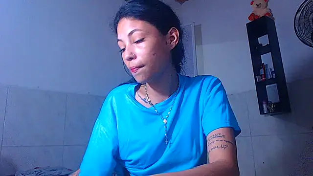 Snapshot of harry_lia_ chatting on 06/30/26, 07:30 harry lia online show from 06/30/26, 07:30