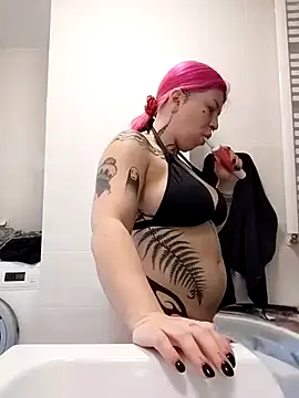 divine eve online show from 10/13/25, 09:11