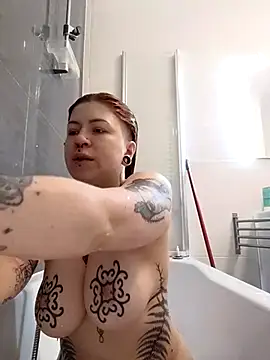 divine eve online show from 02/17/26, 01:52