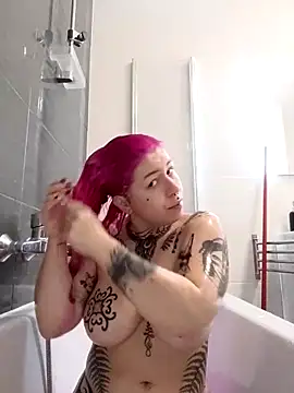 divine eve online show from 09/28/25, 08:54