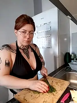 divine eve online show from 04/01/26, 04:04