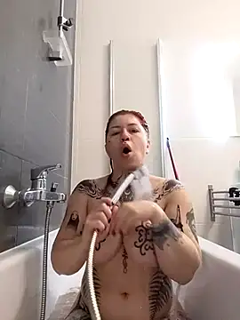 divine eve online show from 10/30/25, 03:53