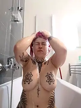 divine eve online show from 10/20/25, 07:03