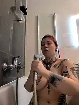 divine eve online show from 12/03/25, 05:45