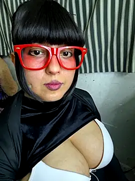 Derry Cooper online show from 01/07/26, 01:43