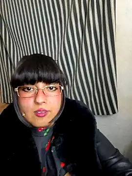 Derry Cooper online show from 12/17/25, 02:38