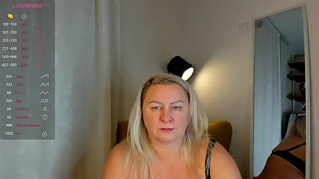 mira robinsonnn online show from 03/19/26, 05:02