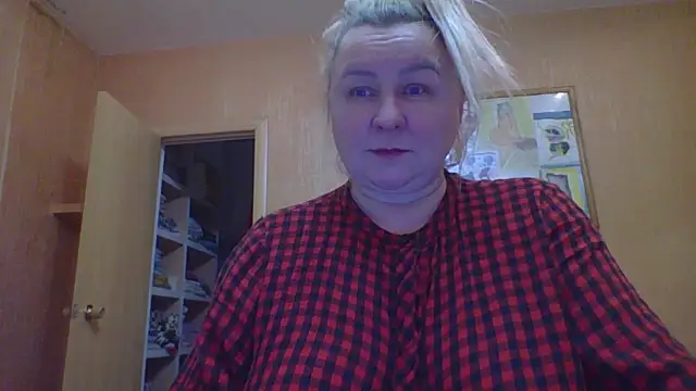 mira robinsonnn online show from 02/22/26, 12:07