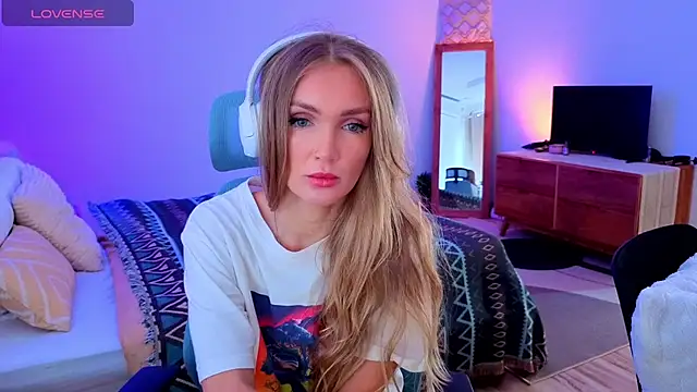 PrincessVS online show from 10/30/25, 03:05