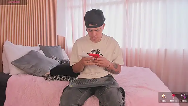 lucy Bensonn online show from 03/12/25, 07:25