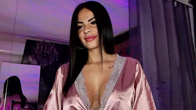 Snapshot of Elle_Vie chatting on 04/30/26, 03:02 Elle Vie online show from 04/30/26, 03:02