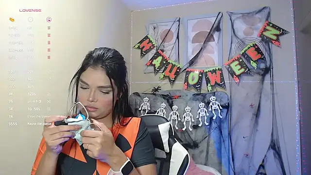 lindsay sweet2 online show from 10/26/25, 05:52