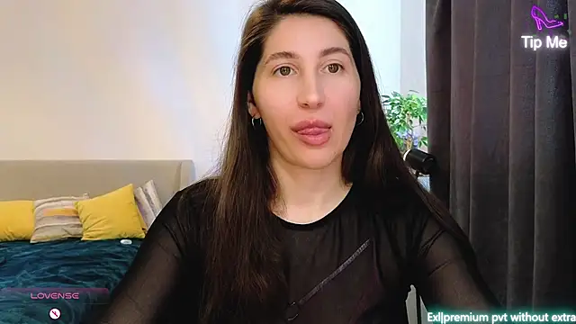 marrycolins online show from 04/01/26, 03:08