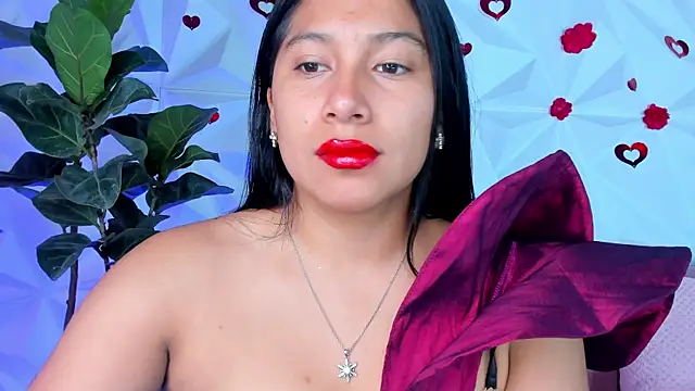 LinnaGardenia online show from 03/22/25, 02:14