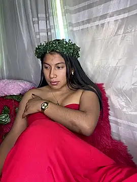 LinnaGardenia online show from 03/17/25, 03:14