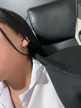 LinnaGardenia online show from 03/10/25, 09:40