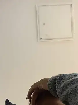 LinnaGardenia online show from 03/17/25, 07:26