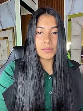 LinnaGardenia online show from 03/07/26, 01:05