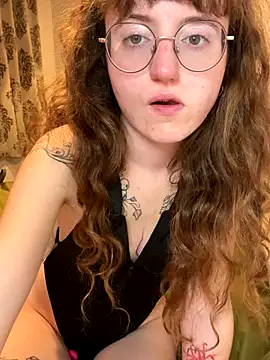  foxygirl  online show from 11/24/25, 12:38