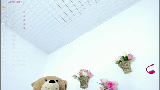 Snapshot of Ahlam__ chatting on 03/15/25, 11:39 Ahlam online show from 03/15/25, 11:39