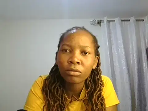 Petitiebooty online show from 03/04/25, 11:29