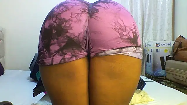 Petitiebooty online show from 02/17/26, 06:54