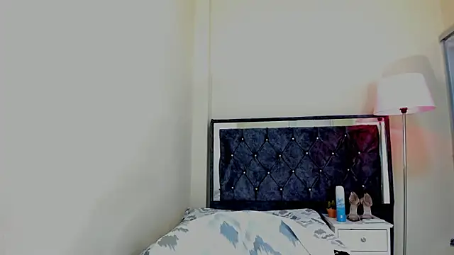 Gabriela Brown online show from 10/15/25, 03:53