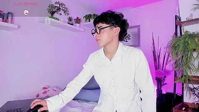 Jhonny-Blake online show from 03/18/26, 09:48