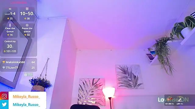 Snapshot of Mikeyla-Russo chatting on 01/07/25, 12:34 Mikeyla-Russo online show from 01/07/25, 12:34