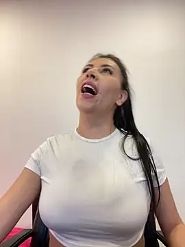 Alanna atm  online show from 04/09/26, 09:43