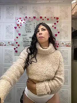 Alanna atm  online show from 02/06/25, 06:13