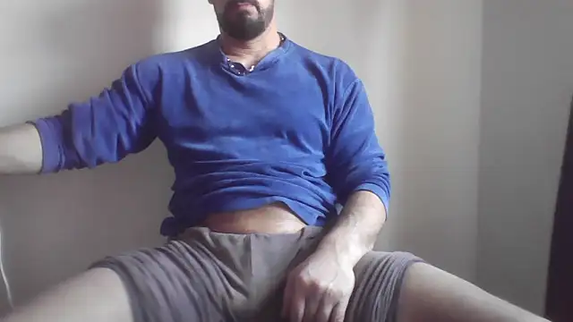 Snapshot of fl3xxx1 chatting on 03/07/26, 10:43 fl3xxx1 online show from 03/07/26, 10:43