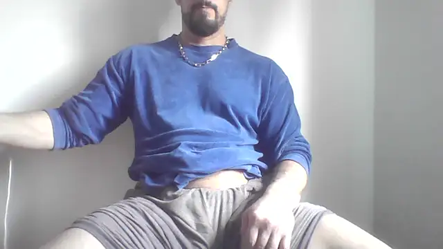 Snapshot of fl3xxx1 chatting on 03/19/26, 11:32 fl3xxx1 online show from 03/19/26, 11:32