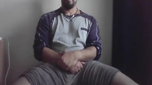 Snapshot of fl3xxx1 chatting on 10/25/25, 10:03 fl3xxx1 online show from 10/25/25, 10:03