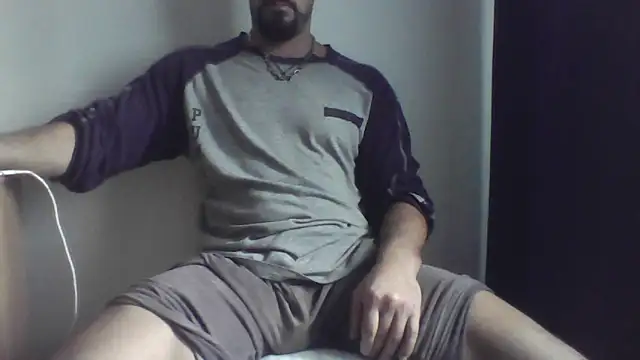 Snapshot of fl3xxx1 chatting on 10/24/25, 10:14 fl3xxx1 online show from 10/24/25, 10:14