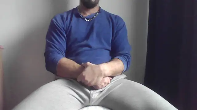 Snapshot of fl3xxx1 chatting on 12/03/25, 10:36 fl3xxx1 online show from 12/03/25, 10:36