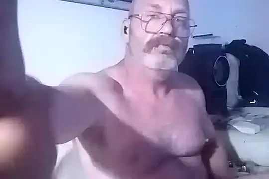 iambradz online show from 03/08/25, 03:02