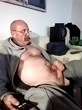 iambradz online show from 03/03/25, 12:17