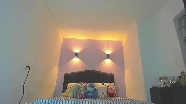 Snapshot of Sofia_Clauss_ chatting on 05/07/26, 04:28 Sofia Clauss online show from 05/07/26, 04:28