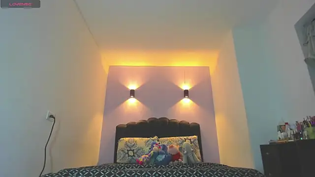 Snapshot of Sofia_Clauss_ chatting on 04/16/26, 04:46 Sofia Clauss online show from 04/16/26, 04:46