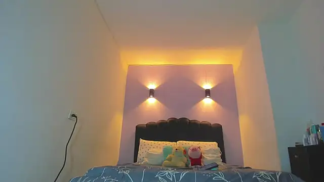 Snapshot of Sofia_Clauss_ chatting on 02/27/26, 04:12 Sofia Clauss online show from 02/27/26, 04:12