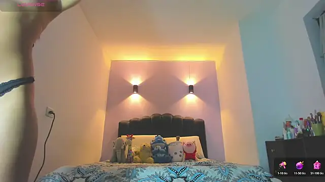 Snapshot of Sofia_Clauss_ chatting on 04/10/26, 04:41 Sofia Clauss online show from 04/10/26, 04:41