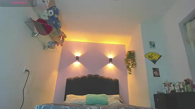 Snapshot of Sofia_Clauss_ chatting on 05/30/26, 04:30 Sofia Clauss online show from 05/30/26, 04:30