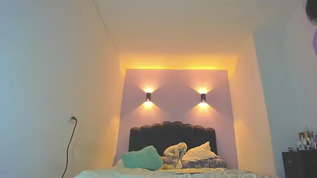 Snapshot of Sofia_Clauss_ chatting on 05/03/26, 05:01 Sofia Clauss online show from 05/03/26, 05:01
