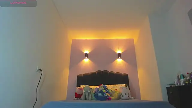 Snapshot of Sofia_Clauss_ chatting on 02/22/26, 05:21 Sofia Clauss online show from 02/22/26, 05:21